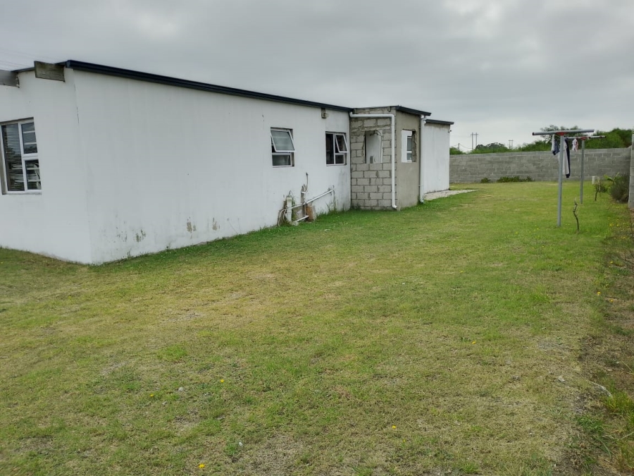 6 Bedroom Property for Sale in Parsonsvlei Eastern Cape